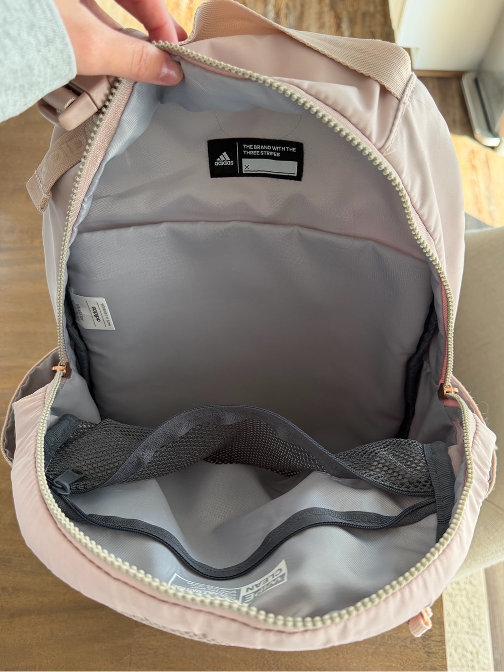 Adidas Pink Backpack - Picture 3 of 4
